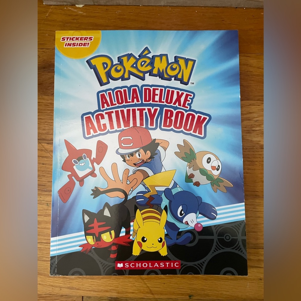 Pokémon “Alola Deluxe Activity Book” Like New with FREE Pokémon magazine